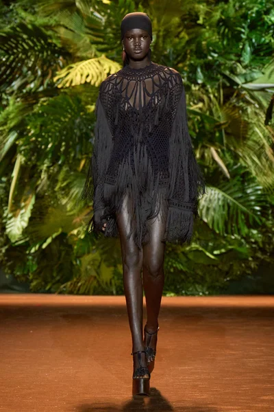 Look 53